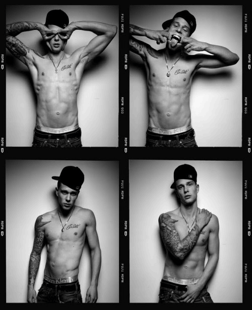 kocham niegrzecznych chłopców!